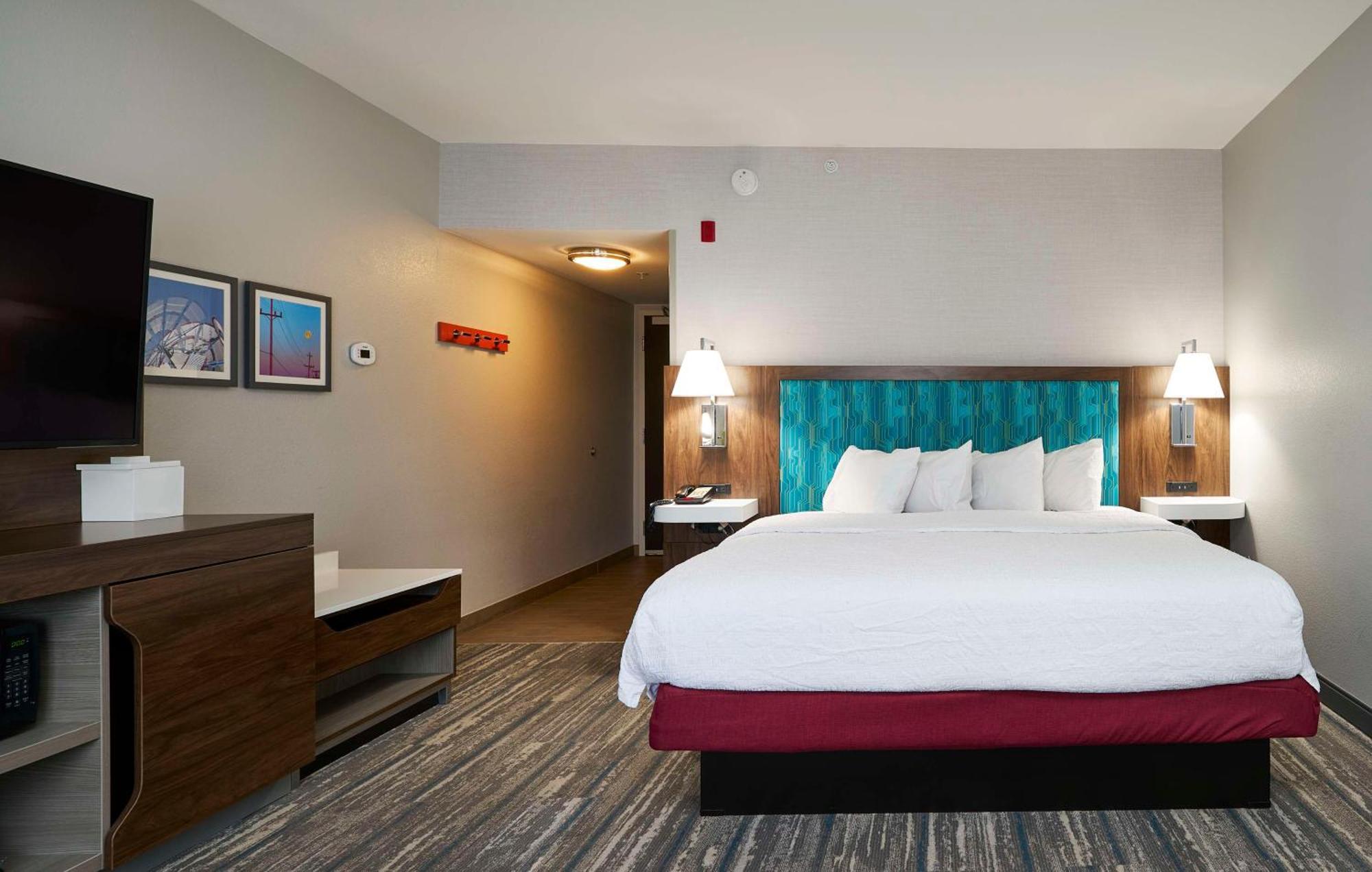 Hampton Inn & Suites Salinas Extérieur photo