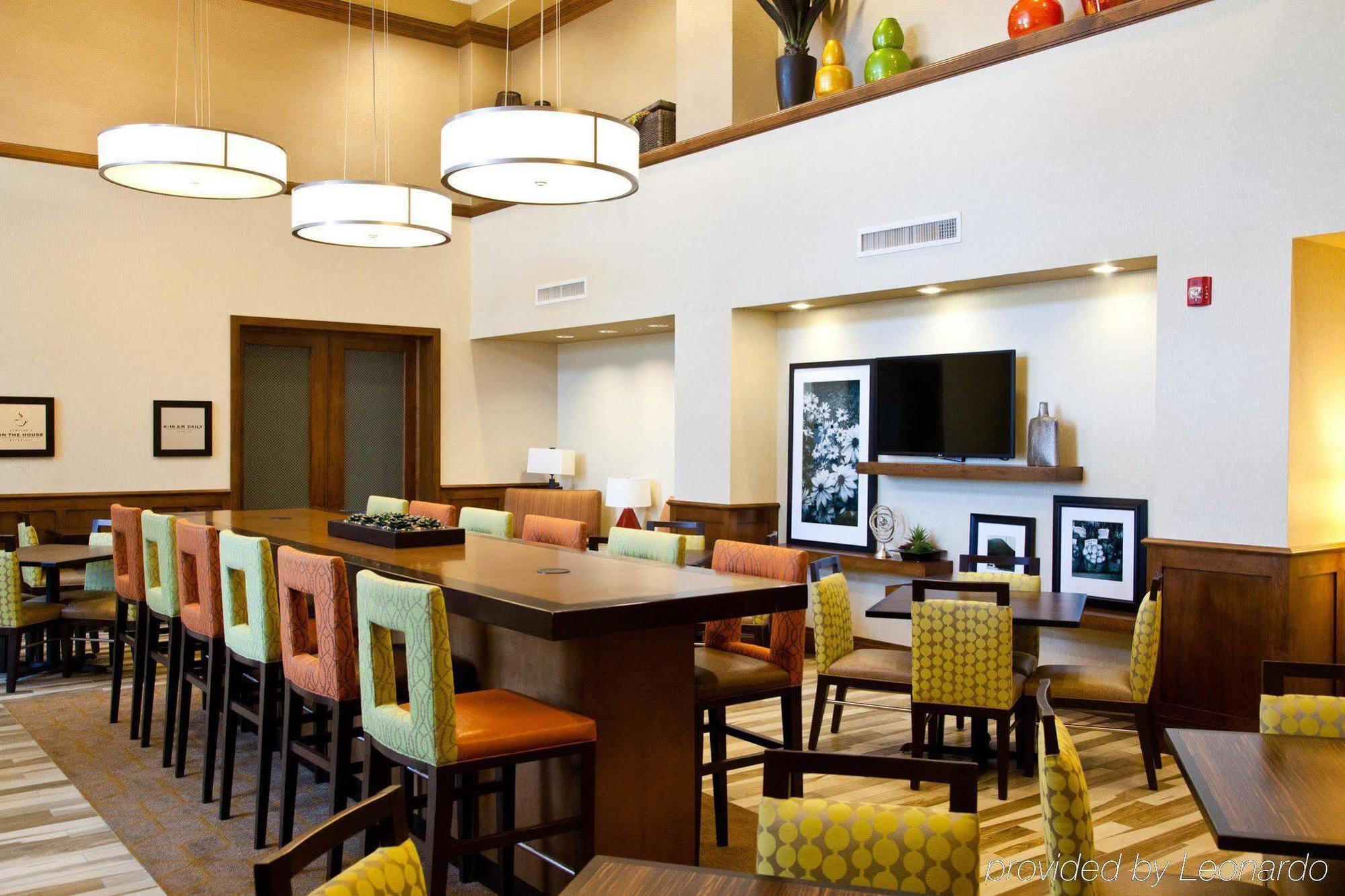 Hampton Inn & Suites Salinas Extérieur photo